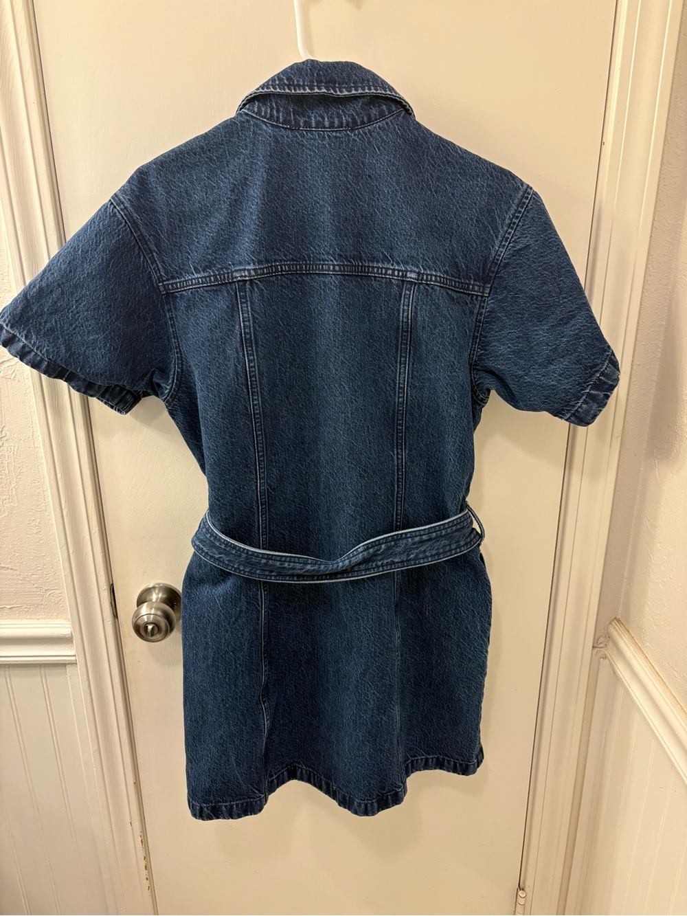Abercrombie & Fitch Short-Sleeve Denim Shirt Dress in Dark Wash - Picture 2 of 3